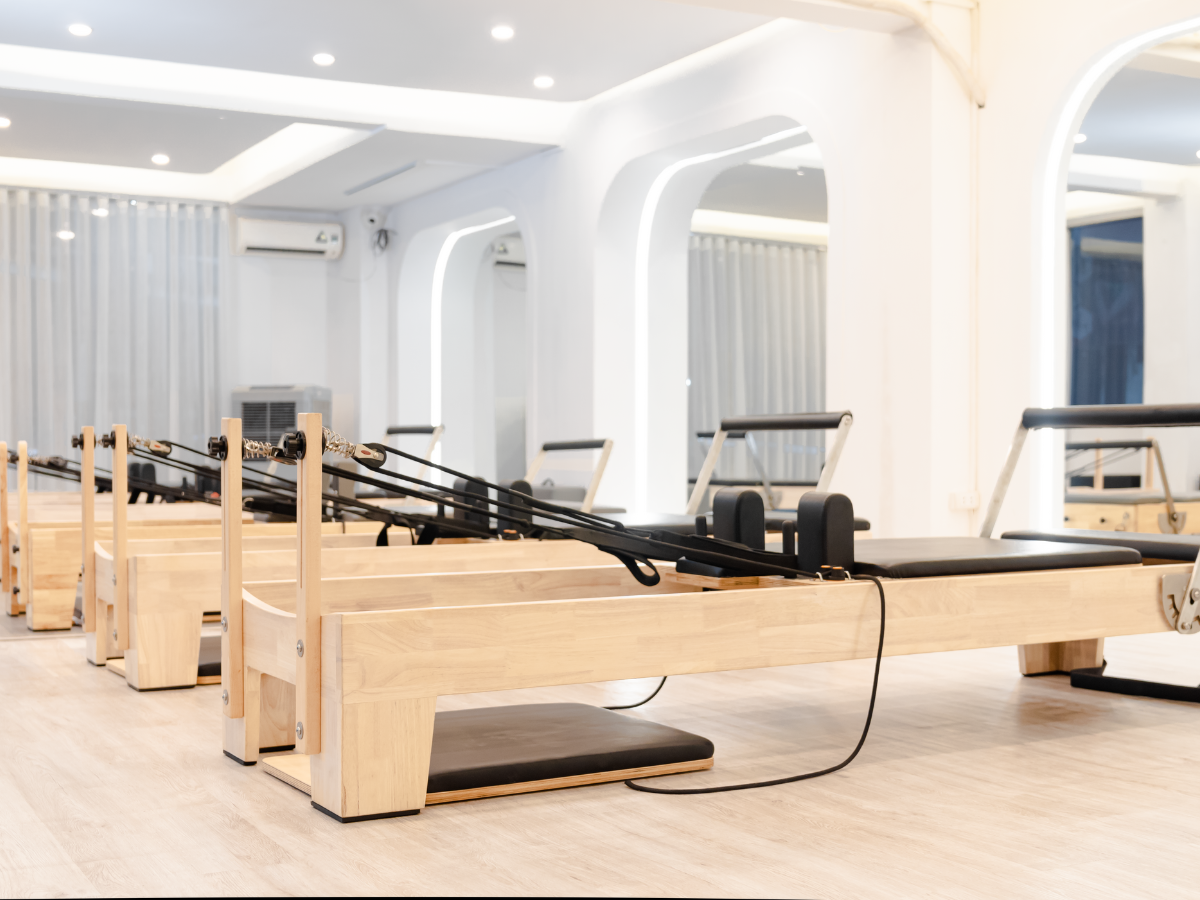 Pilates Reformer Onzen - Hero